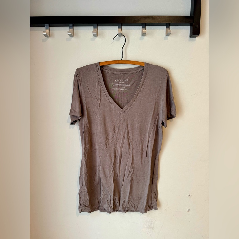 Encircled Taupe Tan Short Sleeve V-Neck Shirt